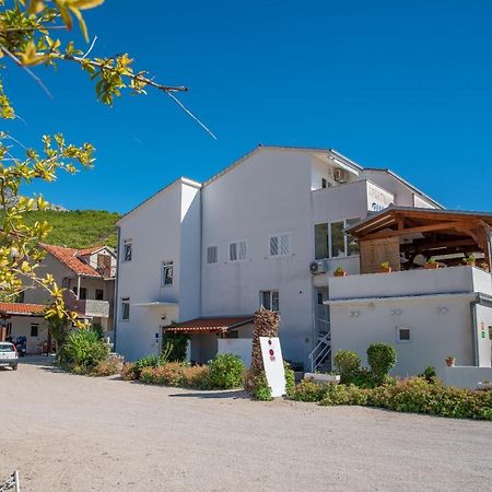 Apartments By The Sea Sumpetar, Omis - 2808 Eksteriør bilde